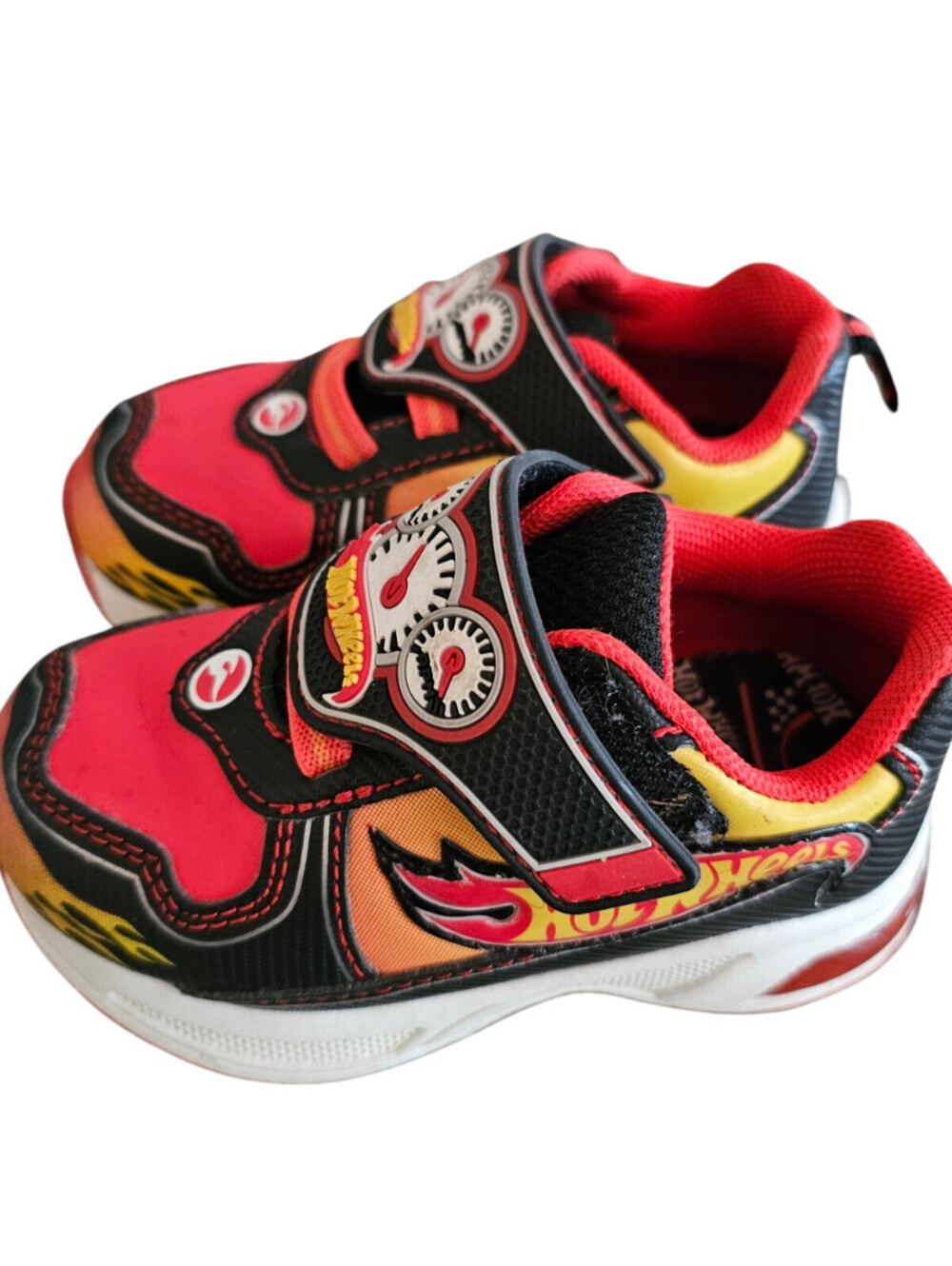 Ground Up Hot Wheels Lighted Toddler Boy Sneakers Sz 7